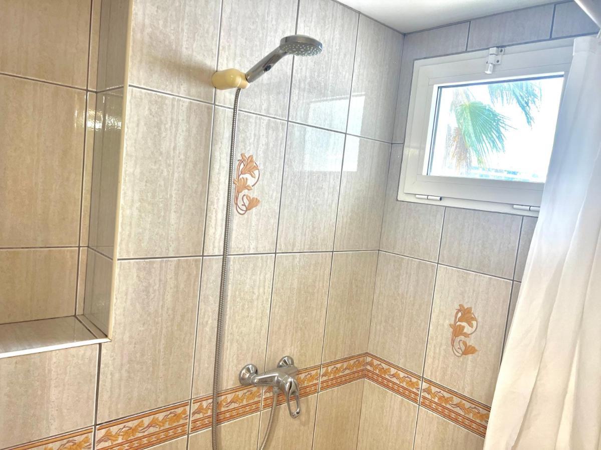 Fabulous Vacation In A 2 Bedroom Townhouse With 2 Terraces Overlooking The Sea, Suitable For 6 People 3 Swimming Pools Tennis And 200 Mts From The Sea El Faro Exterior foto